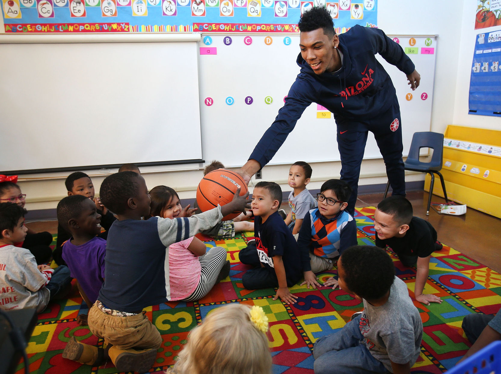 Allonzo Trier visits Davidson Elementary